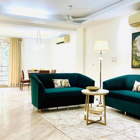 Olive Serviced Apartments - New Friends Colony New Delhi Værelse billede