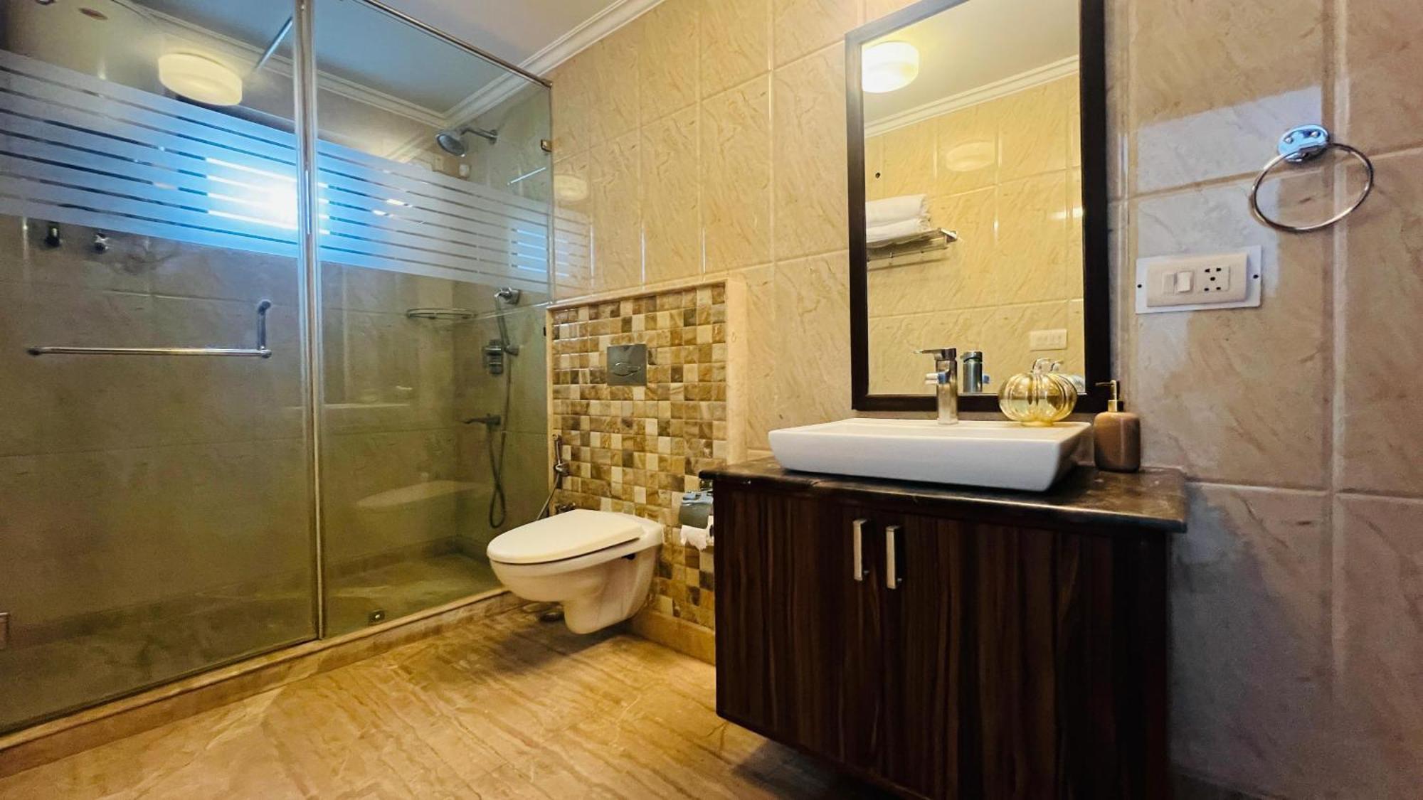 Olive Serviced Apartments - New Friends Colony New Delhi Eksteriør billede