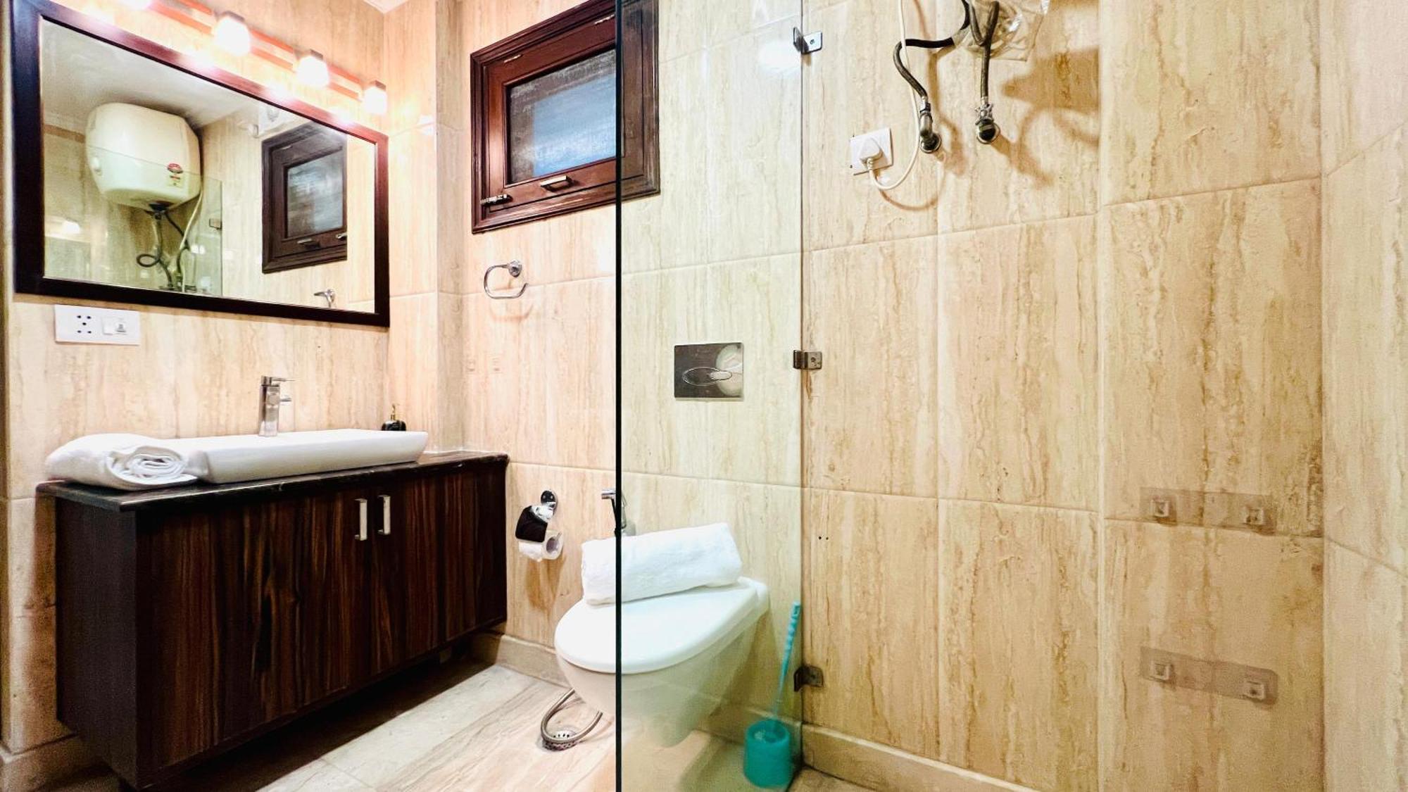 Olive Serviced Apartments - New Friends Colony New Delhi Værelse billede